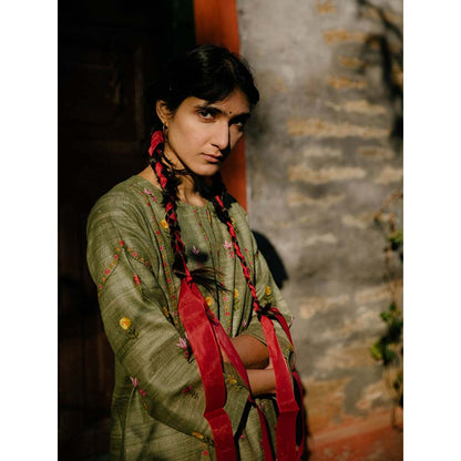 Label Earthen Women Olive Floral Kurta with Pant (Set of 2)