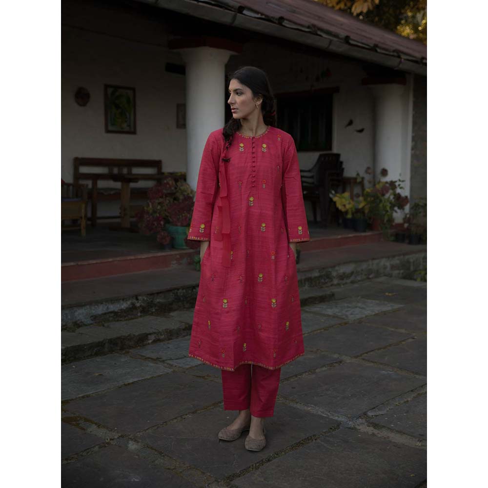 Label Earthen Women Pink Floral Kurta with Pant (Set of 2)