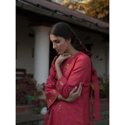 Label Earthen Women Pink Floral Kurta with Pant (Set of 2)