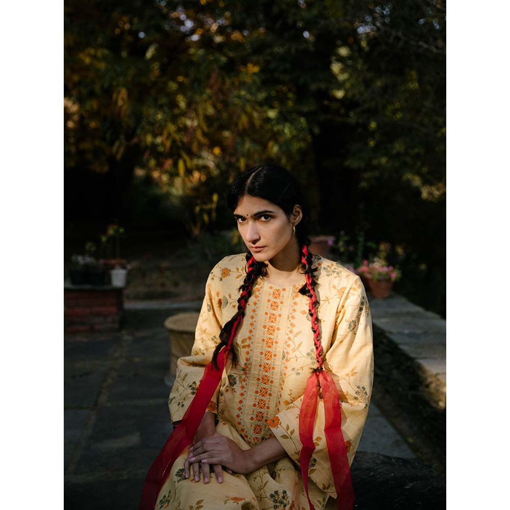 Label Earthen Women Yellow Floral Kurta with Pant (Set of 2)