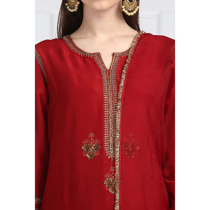 Label Earthen Women Maroon Embroidered Kurta with Pant & Dupatta (Set of 3)
