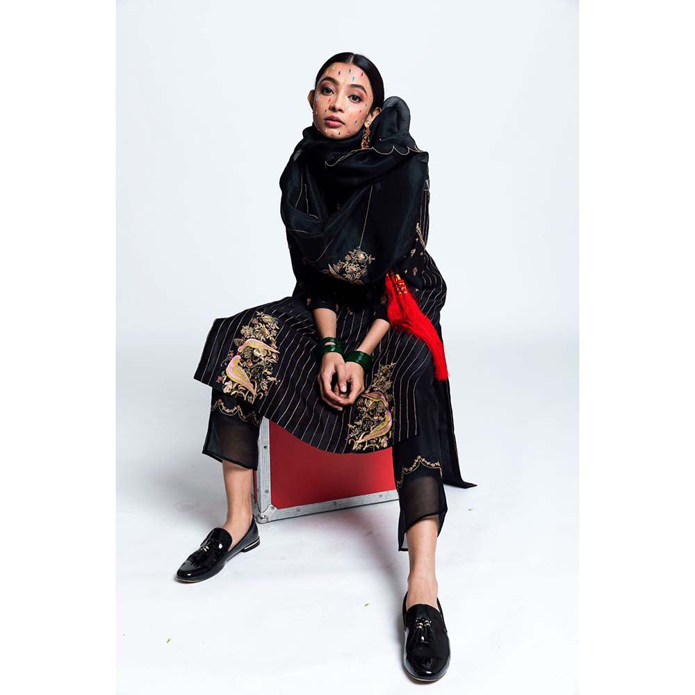 Label Earthen Women Black Embroidered Kurta with Pant & Dupatta (Set of 3)