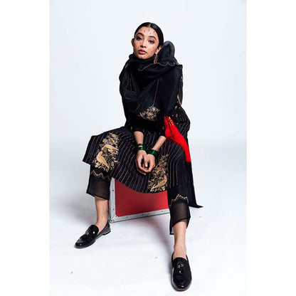 Label Earthen Women Black Embroidered Kurta with Pant & Dupatta (Set of 3)