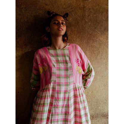 Label Earthen Women Pink Checks Maxi Dress