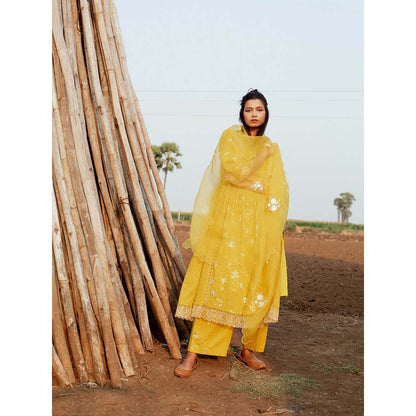 Label Earthen Women Mustard Floral Kurta with Palazzo & Dupatta (Set of 3)