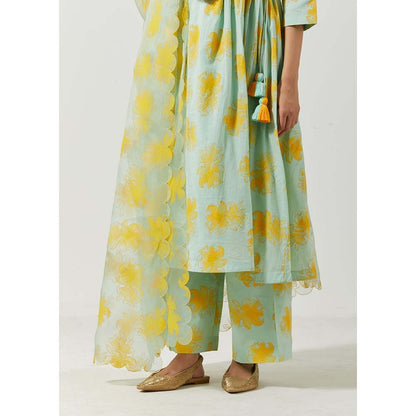 Label Earthen Women Green Floral Kurta with Palazzo & Dupatta (Set of 3)