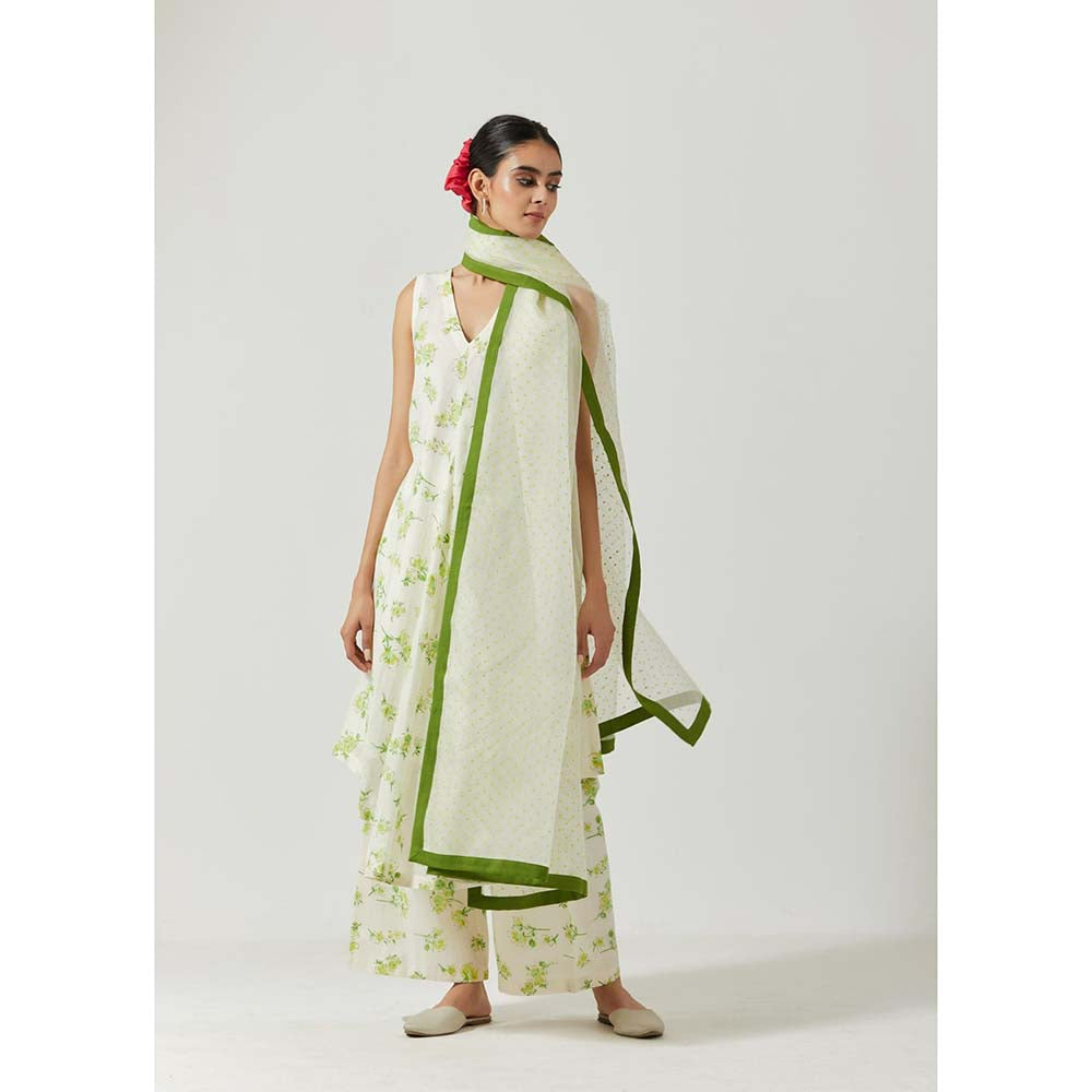 Label Earthen Women White Floral Kurta with Palazzo & Dupatta (Set of 3)
