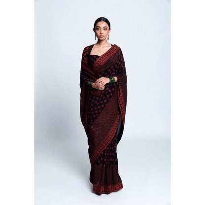 Label Earthen Women Black Floral Saree with Stitched Blouse