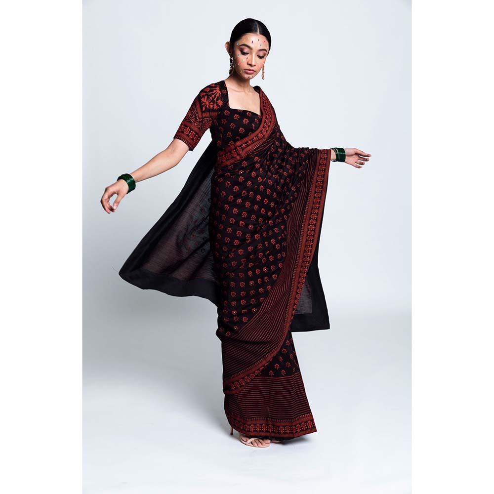 Label Earthen Women Black Floral Saree with Stitched Blouse