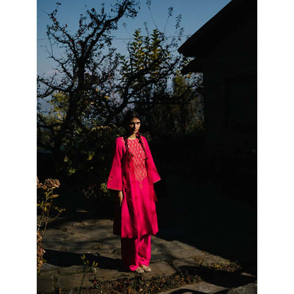 Label Earthen Women Magenta Embroidered Kurta with Salwar (Set of 2)