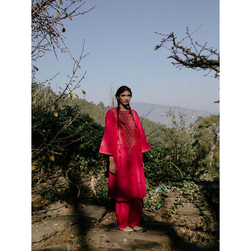 Label Earthen Women Magenta Embroidered Kurta with Salwar (Set of 2)