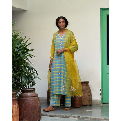 Label Earthen Neela Sitara Phool Checked Embroidered Kurta Pant with Dupatta (Set of 3)