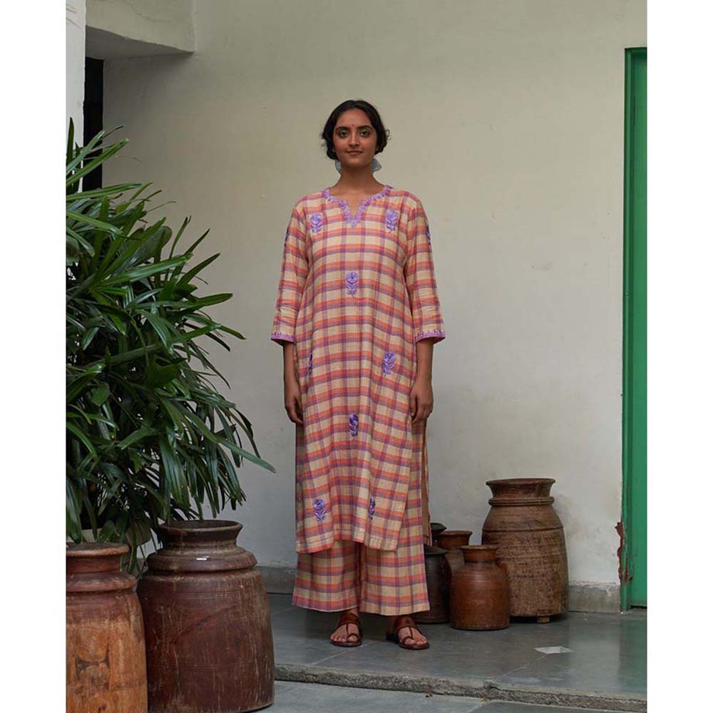 Label Earthen Gulabi Champai Phool Checked Embroidered Kurta Pant with Dupatta (Set of 3)