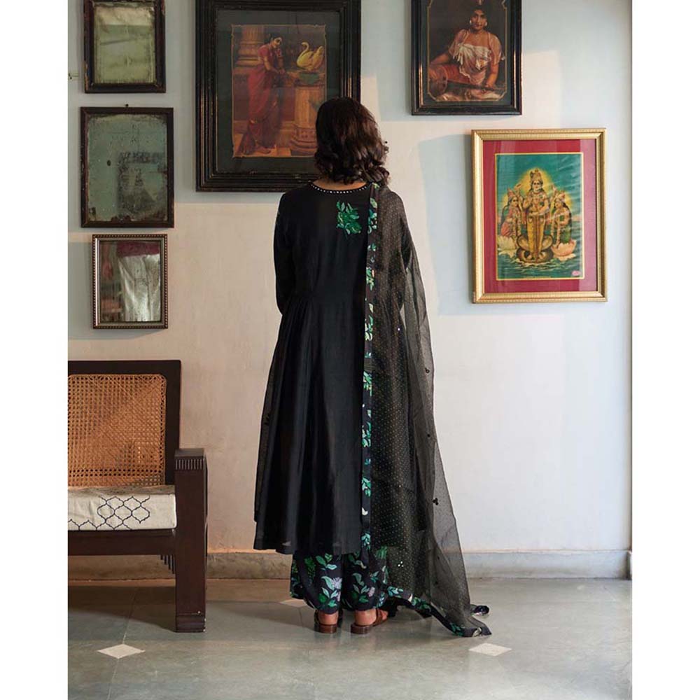 Label Earthen Raat Ki Rani woven cotton kali kurta with Pant & sequins work dupatta (Set of 3)