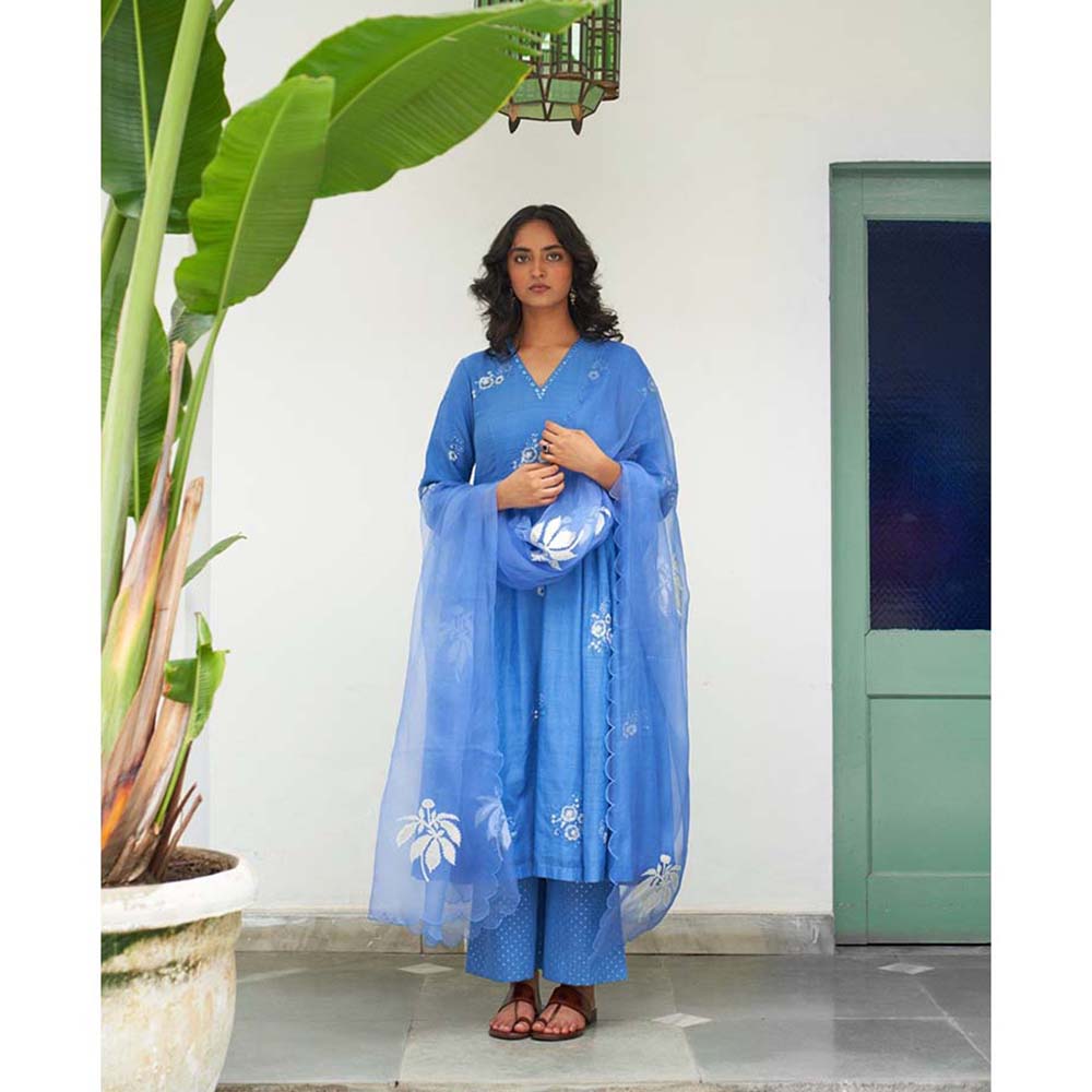 Label Earthen Asmani Sitara Kali Kurta Pant with Dupatta (Set of 3)