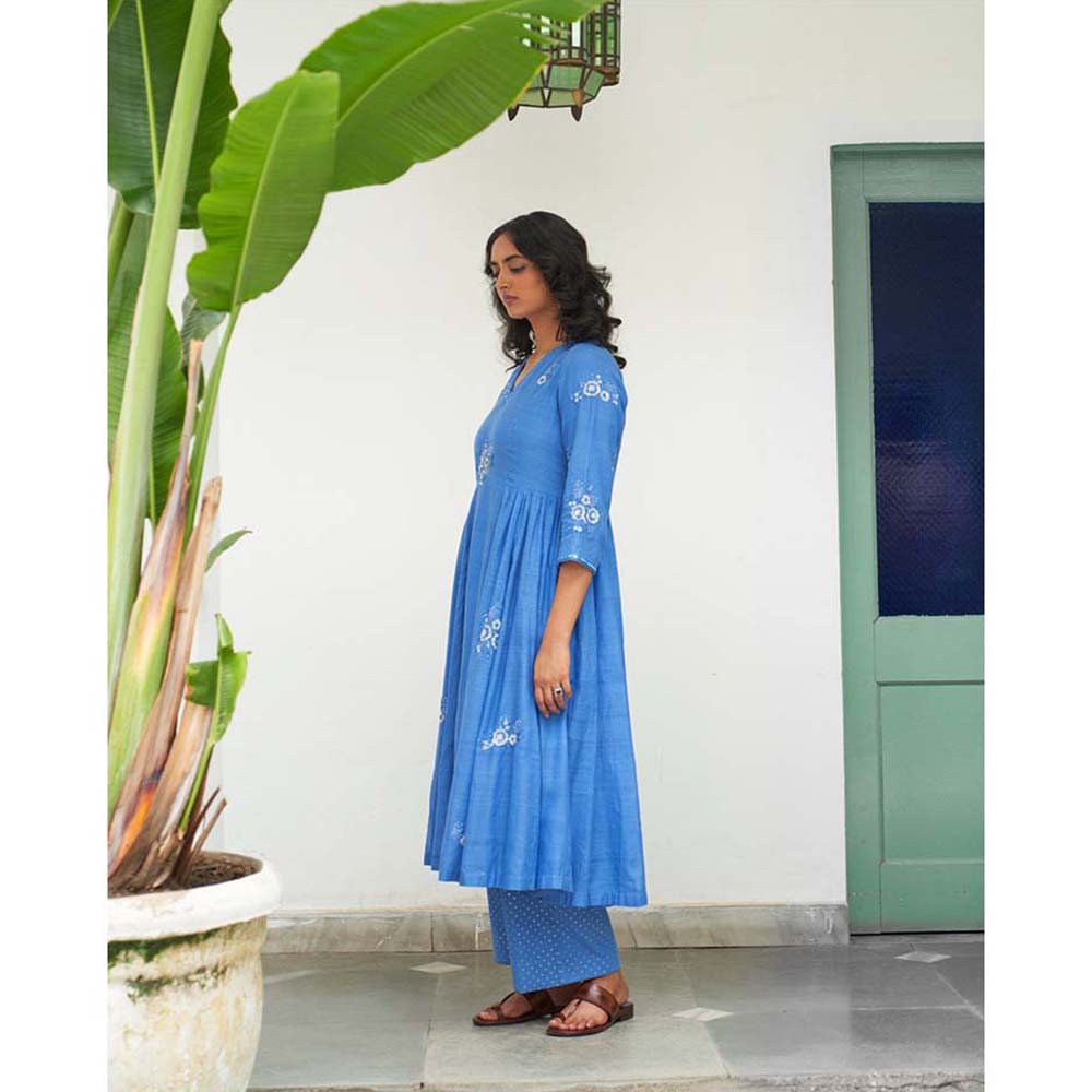 Label Earthen Asmani Sitara Kali Kurta Pant with Dupatta (Set of 3)