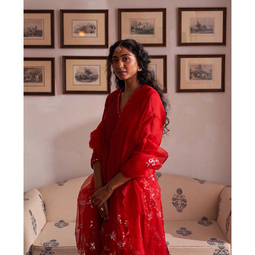 Label Earthen Khushboo Kurta with Pant with Dupatta (Set of 3)
