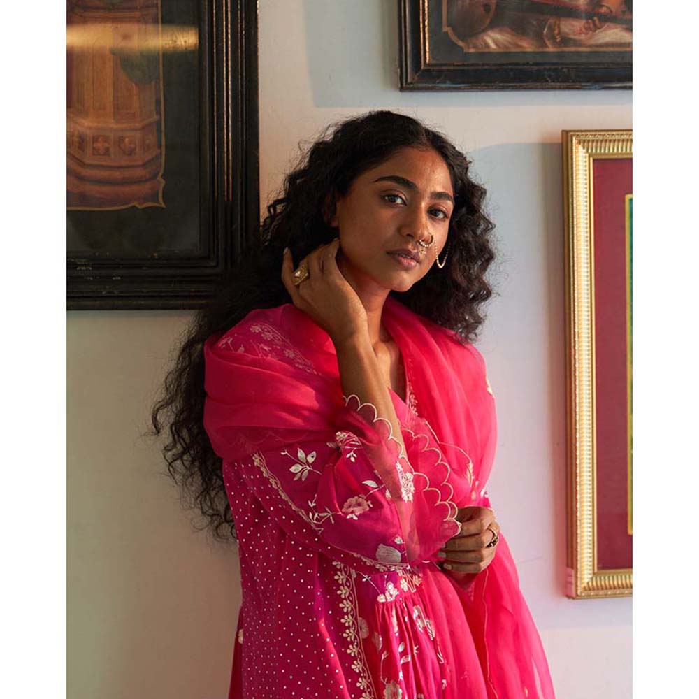 Label Earthen Gulabi Chameli Kurta Pant with Dupatta (Set of 3)