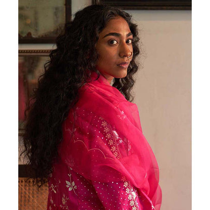 Label Earthen Gulabi Chameli Kurta Pant with Dupatta (Set of 3)