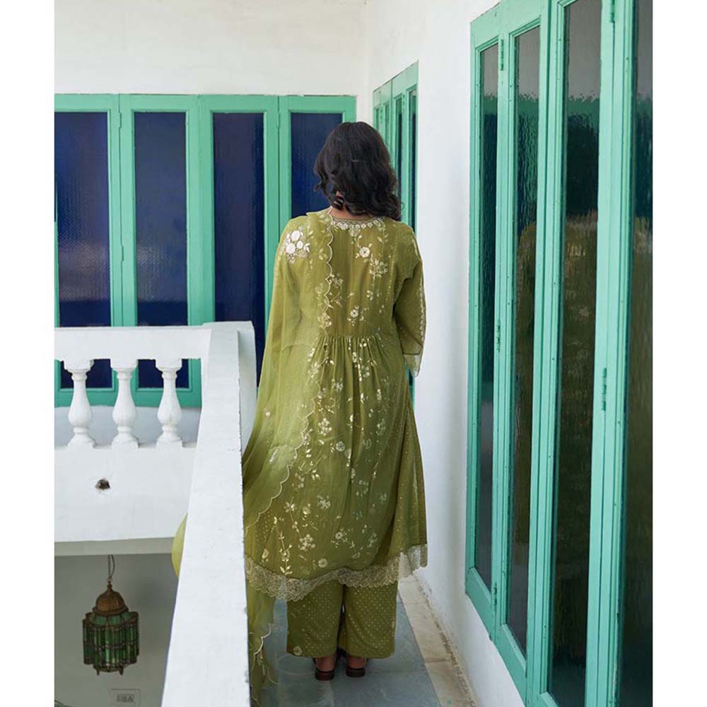 Label Earthen Neem Chameli Kurta Pant with Dupatta (Set of 3)