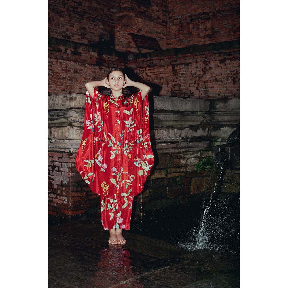 Label Earthen Laal Phool Floral Kurta with Pant (Set of 2)