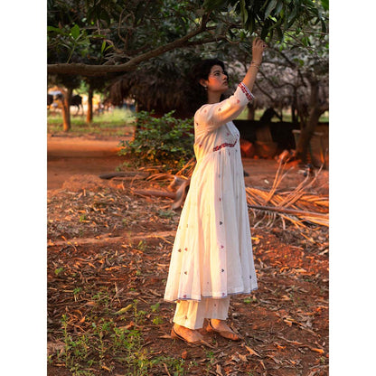 Label Earthen Ivory Kalidaar Kurta With Embroidery Detailing and Trouser (Set of 2)