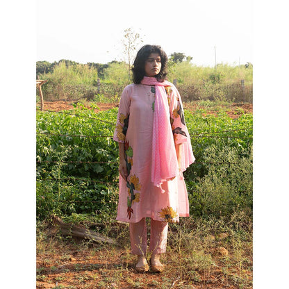 Label Earthen Pink Chanderi Embroidery Detailing Kurta and Trouser (Set of 2)
