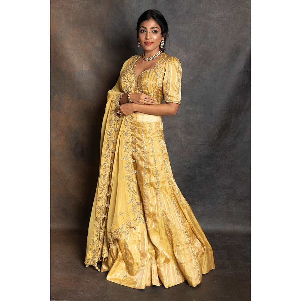 LABEL KIARSH Fusion Gold Lehenga with Blouse and Dupatta (Set of 3)