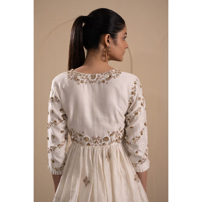 LABEL TANYA CHOPRA White Peplum Top and Pants Co-ord (Set of 2)