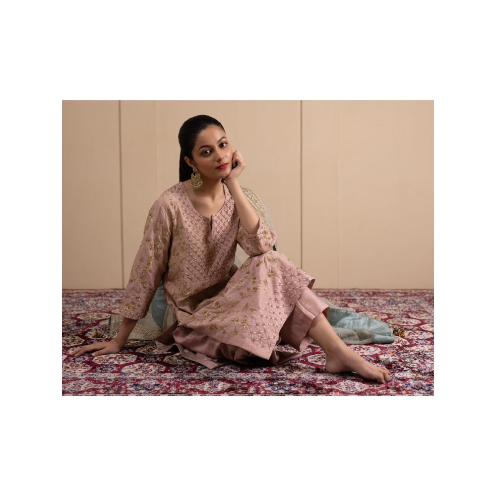 LABEL TANYA CHOPRA Pink Chanderi Kurta and Trouser with Dupatta (Set of 3)