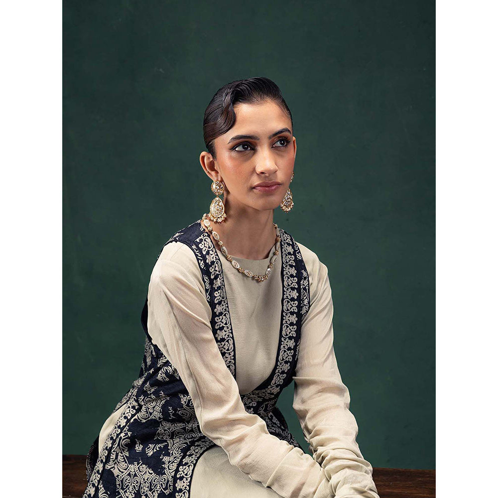 LABEL NAARITI Tehzeeb Multi-Color Gown with Jacket (Set of 2)