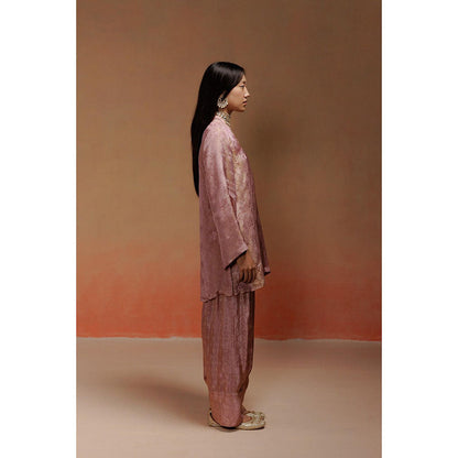 LABEL NAARITI Alvia Pink Jacquard with Zari Highlights Co-Ord Set