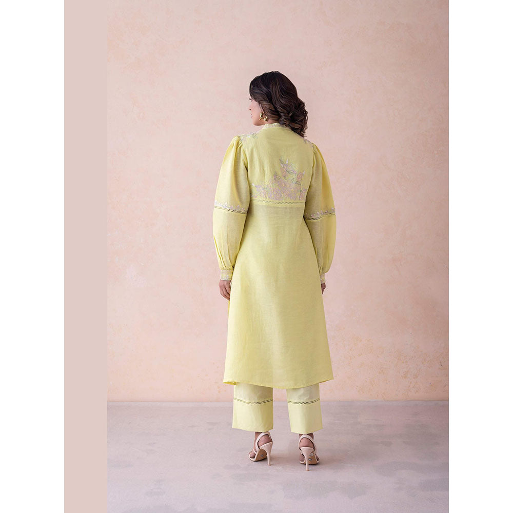 LABEL NAARITI Anya Floral Embroidery Lace Detailing Linen Kurta with Salwar