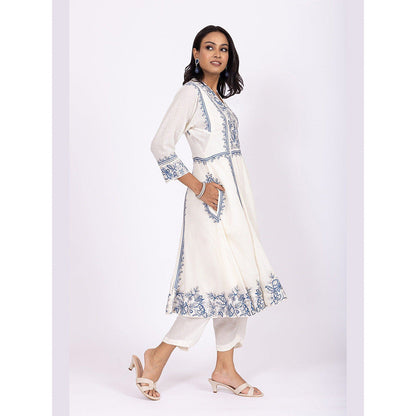 LABEL NAARITI Nargis White Kurta with Salwar and Dupatta