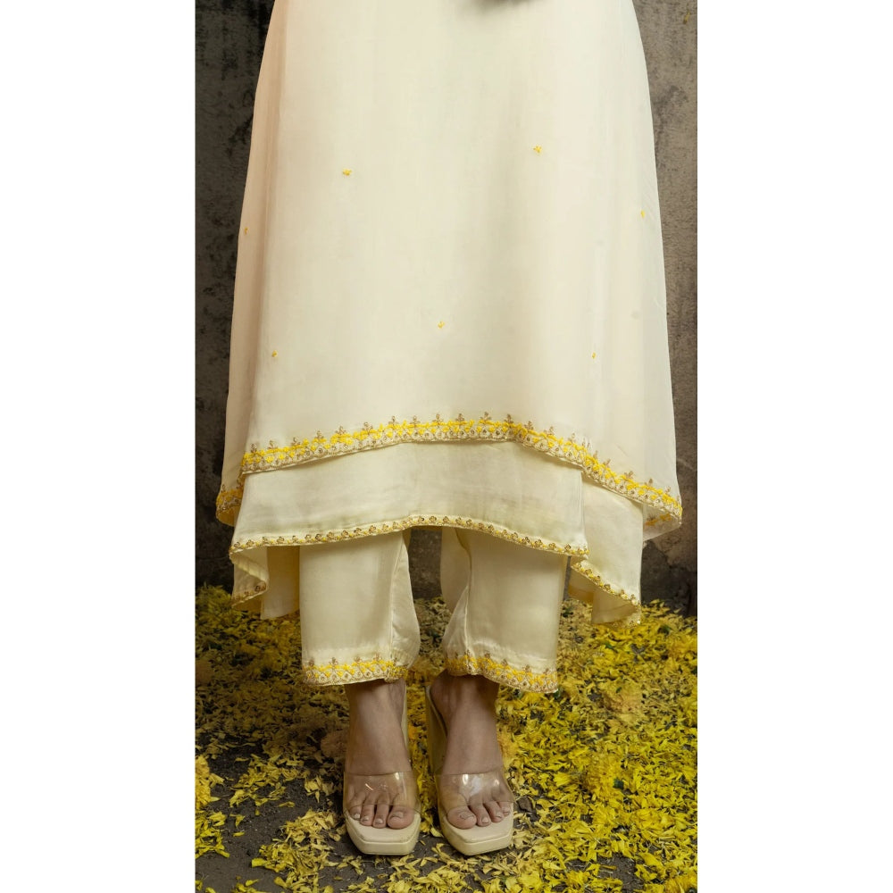 Label Ruby Beautifully Hand Embroidered Ivory Kurta with Pant (Set of 2)