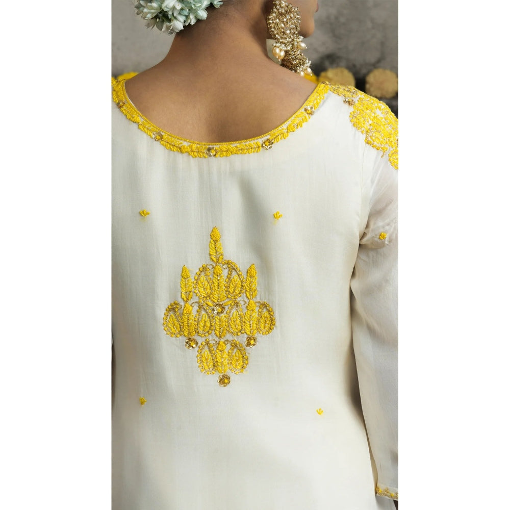 Label Ruby Beautifully Hand Embroidered Ivory Kurta with Pant (Set of 2)
