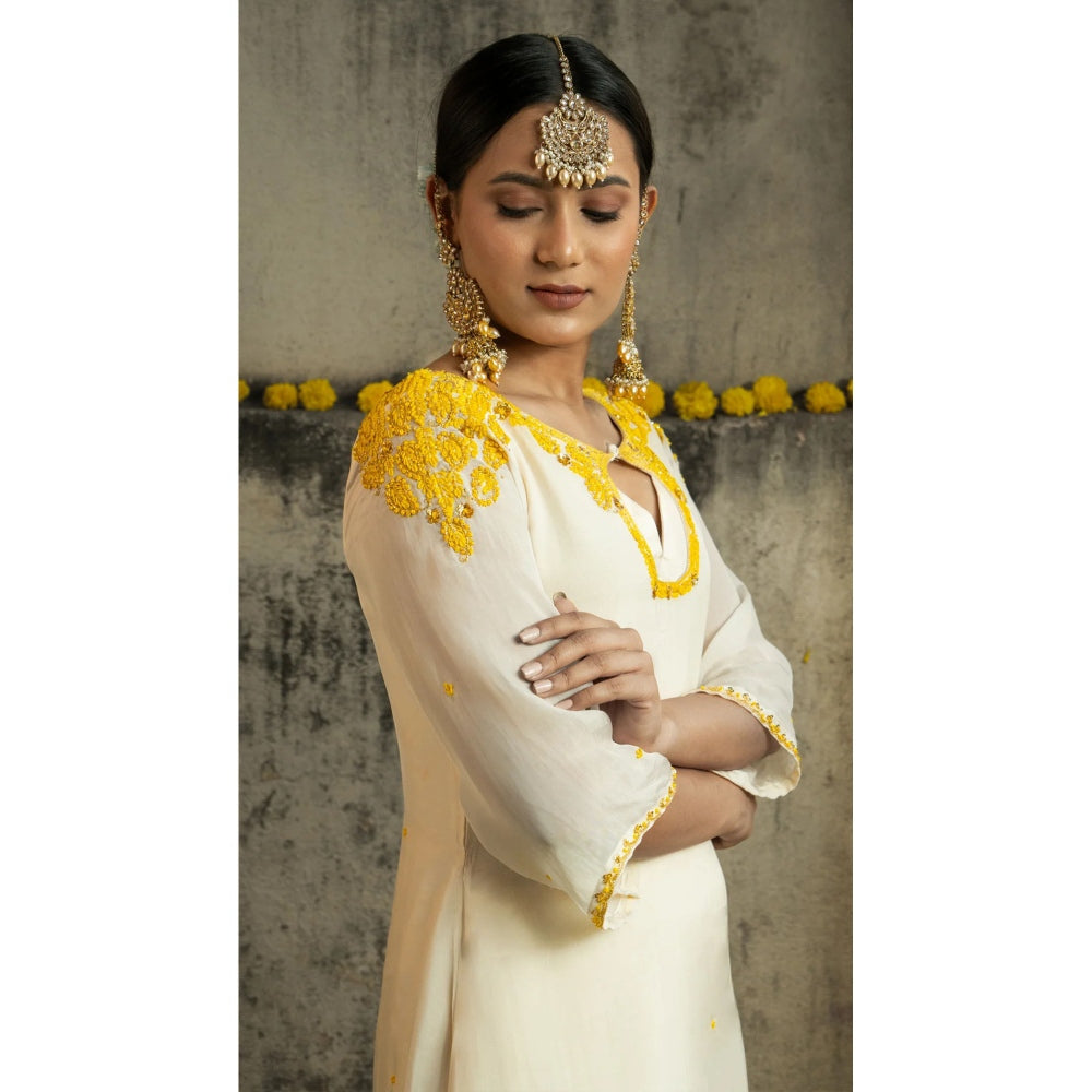 Label Ruby Beautifully Hand Embroidered Ivory Kurta with Pant (Set of 2)