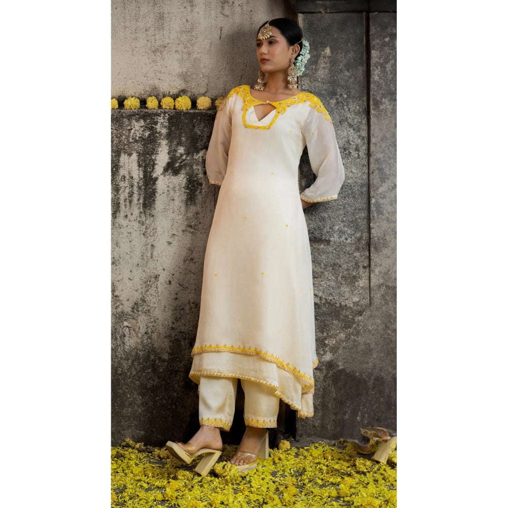 Label Ruby Beautifully Hand Embroidered Ivory Kurta with Pant (Set of 2)