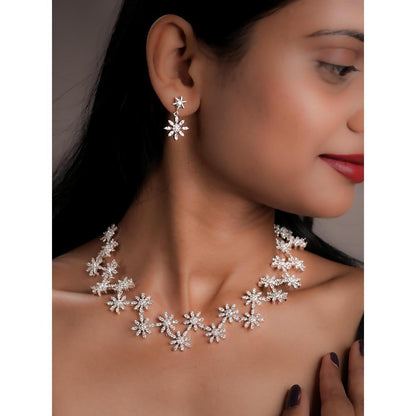 Label Ruby White Snowflake Bloom Diamond Jewellery Set