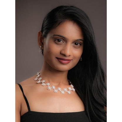 Label Ruby White Snowflake Bloom Diamond Jewellery Set