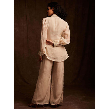 Label Gayatri Bishnoi Off White Co-Ord (Set of 2)