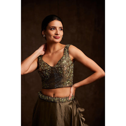 Label Gayatri Bishnoi Molten Green Lehenga with Blouse and Dupatta (Set of 3)