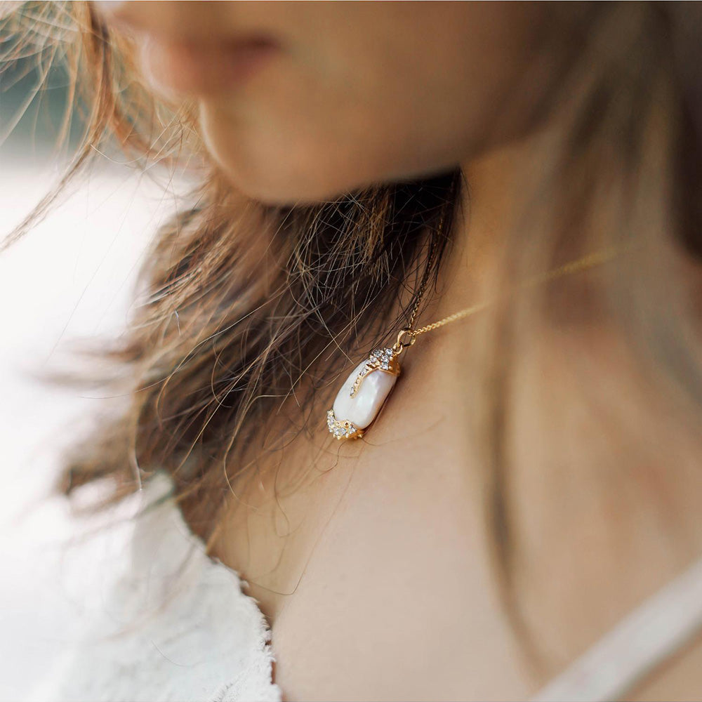La marque-M White Diamond Engraved Pearl Necklace