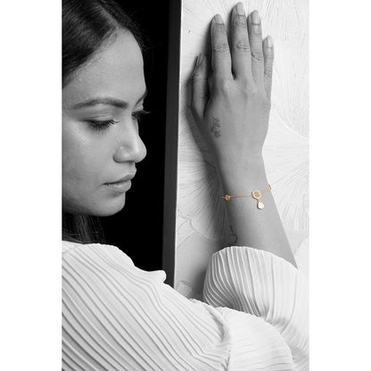La marque-M White Queen Bee Polki Diamond Bracelet