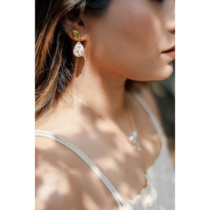 La marque-M White Golden Bliss Pearl Earrings