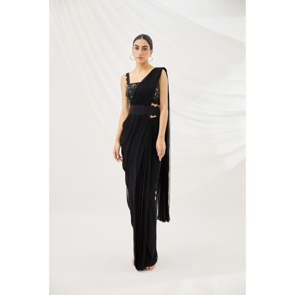 Lavanya Ahuja Cloudland Pre-Draped Saree Belt & Petticoat with Stitched Blouse (Set of 4)
