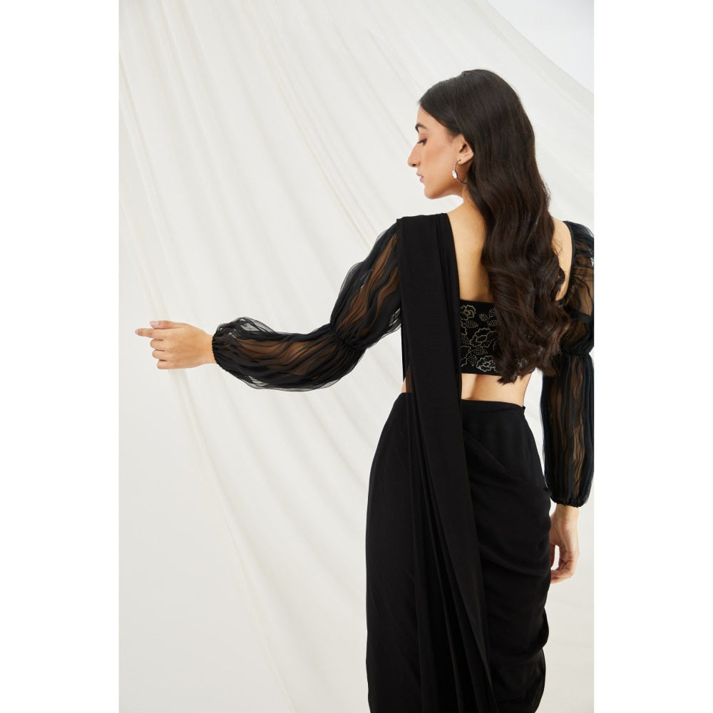 Lavanya Ahuja Midnight Pre-Draped Saree Belt & Petticoat with Stitched Blouse (Set of 4)