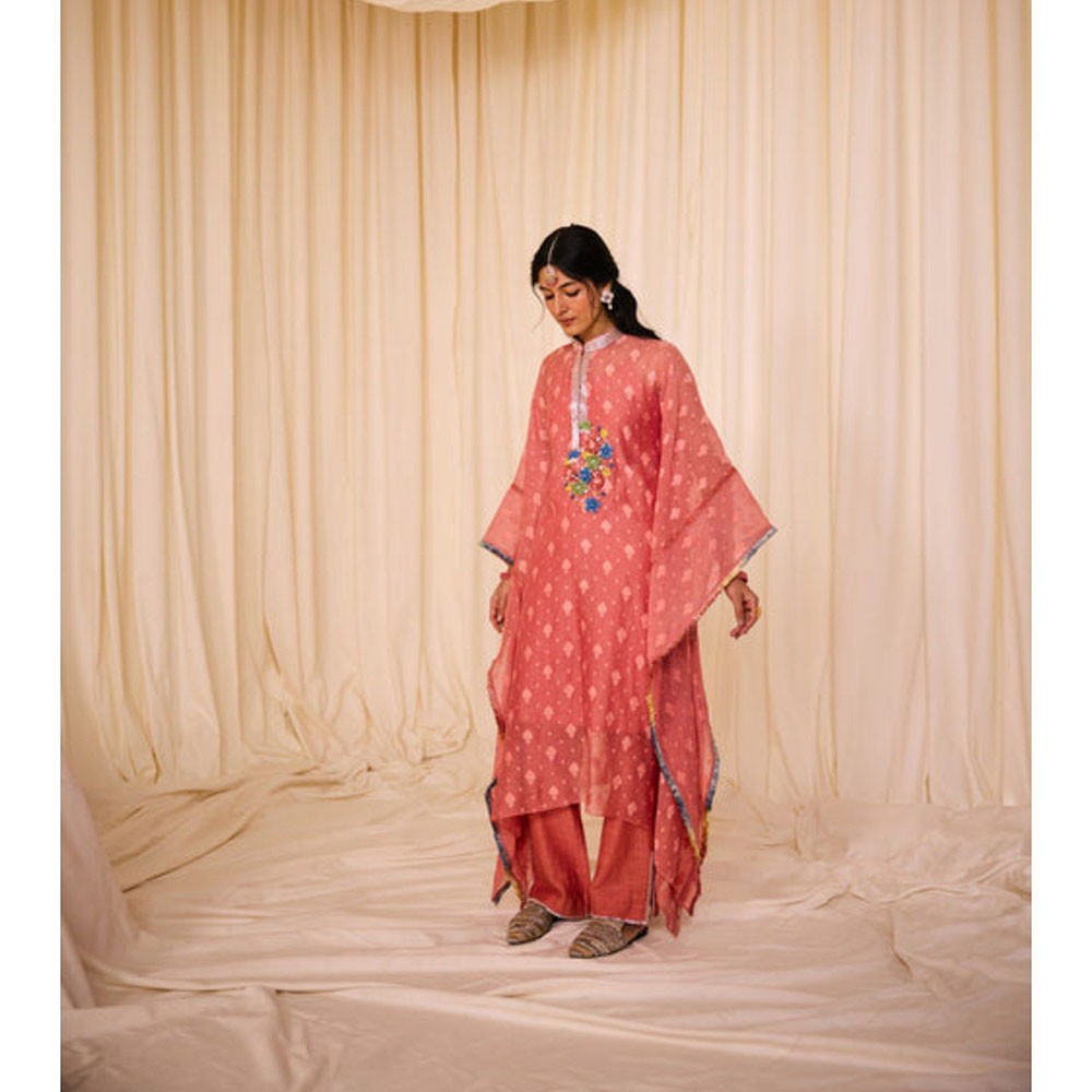 Leela by A Pink Separate Inner And Side Slit Kaftan With Pant And Inner