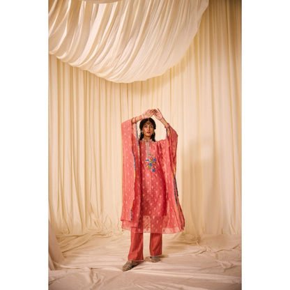 Leela by A Pink Separate Inner And Side Slit Kaftan With Pant And Inner