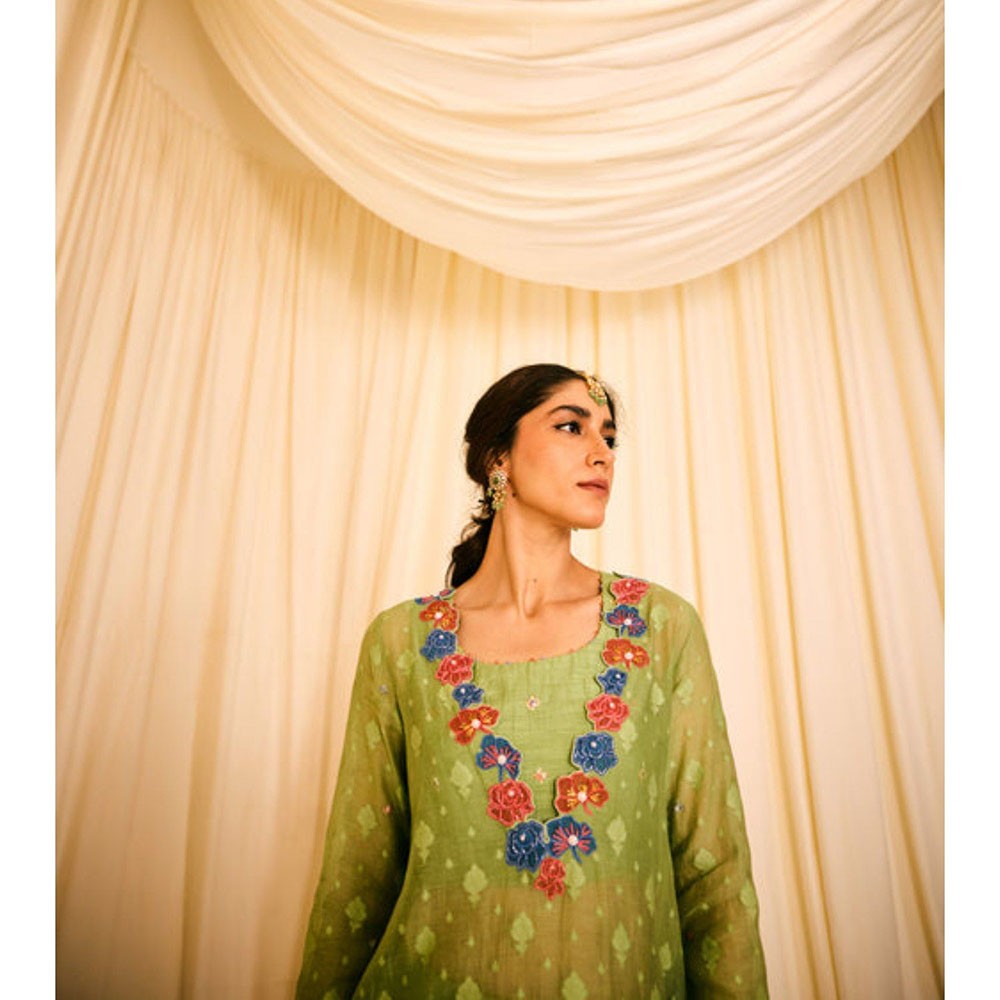 Leela by A Green Slip Kurta With Inner And Palazzo Along With Dupatta